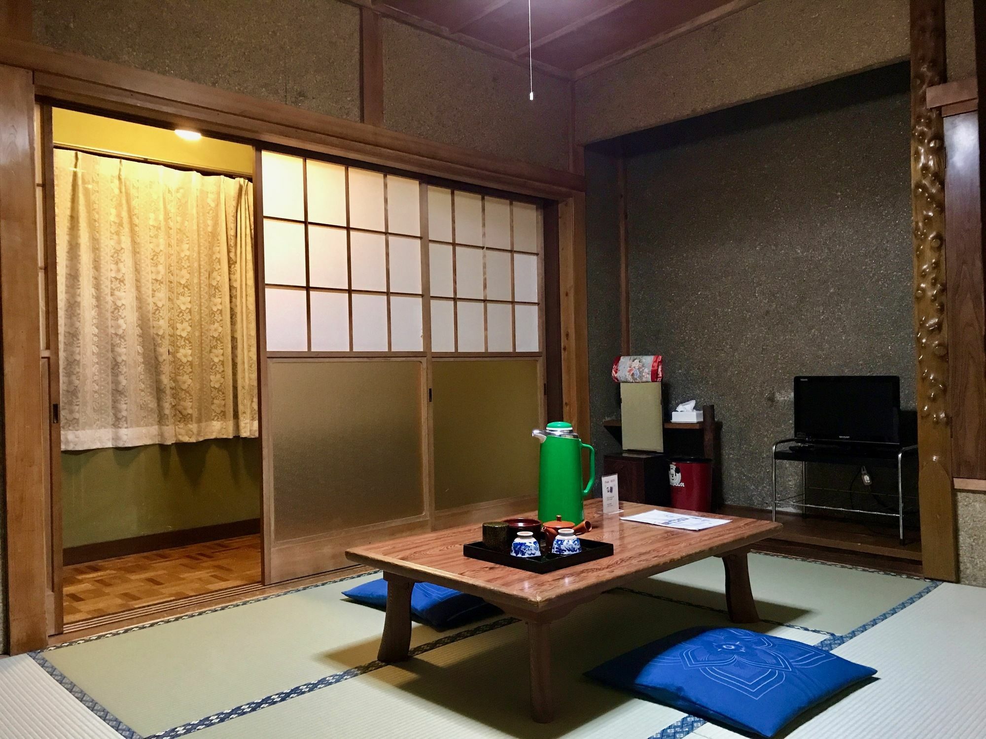 Zero-Project Japan Guesthouse Яманакако Экстерьер фото